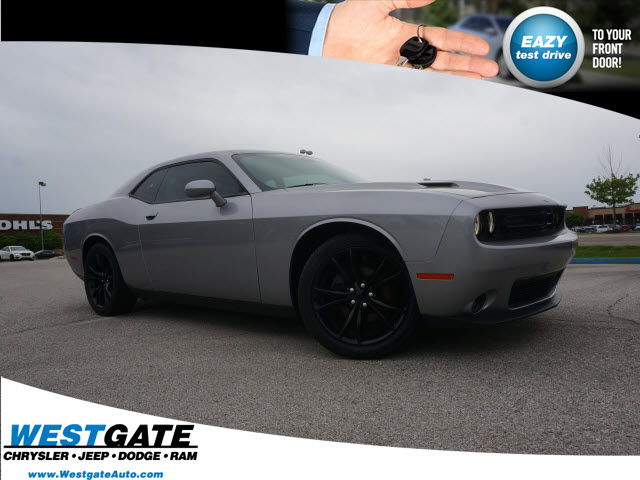 Pre Owned 2016 Dodge Challenger Sxt 2d Coupe In Plainfield Pre Owned 2016 Dodge Challenger Sxt
